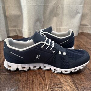 Men’s On Cloud Sneakers Size 12